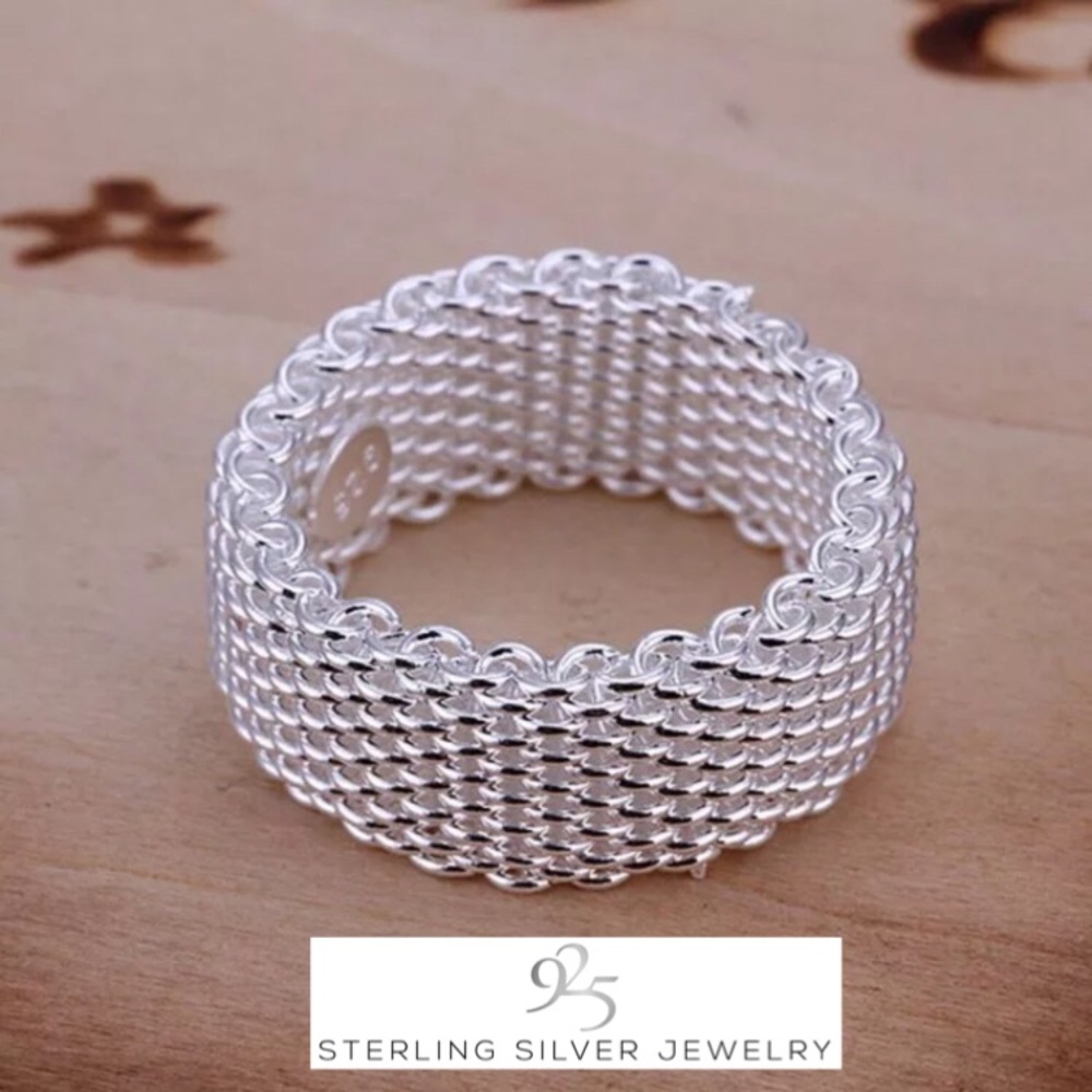 STERLING SILVER WOMEN’S MESH RING SIZE 6
