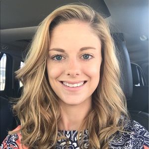 Meet your Posher, Kayla