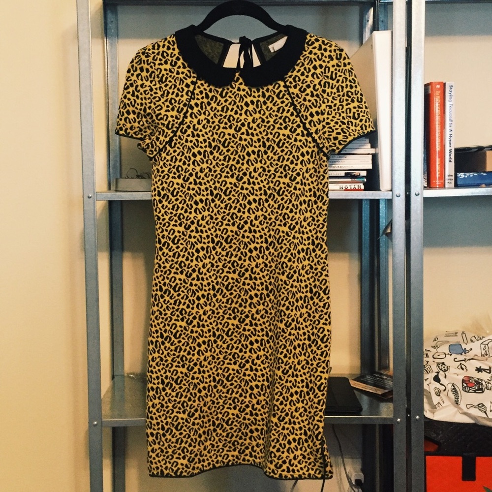Yellow and black Peter Pan collar dress