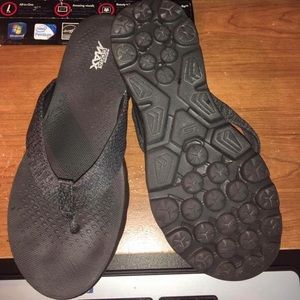 Sz 10 Skechers goga mat flip flops new wore twice