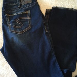 Silver jeans "Akio Bootcut" size 14 inseam 33