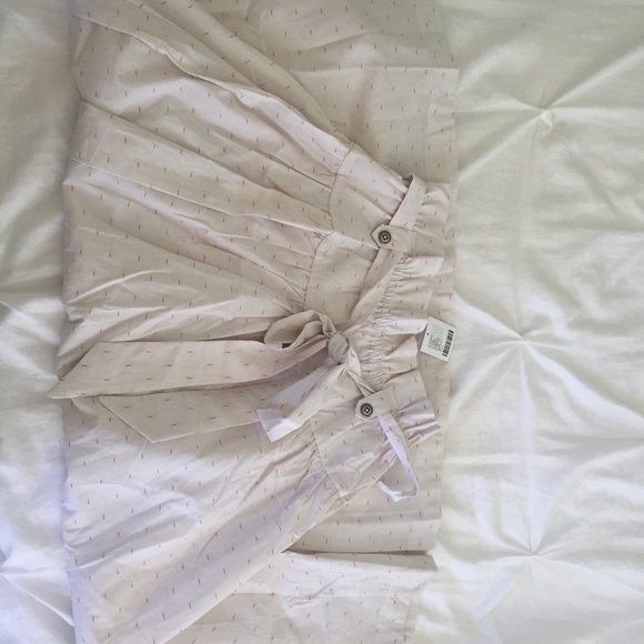 UO Silence and Noise paperbag skirt - Picture 4 of 4