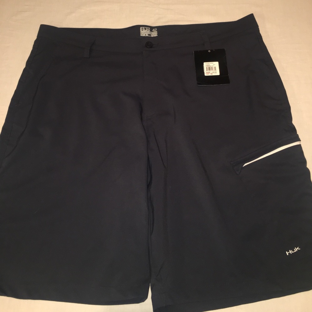 Huk hybrid shorts