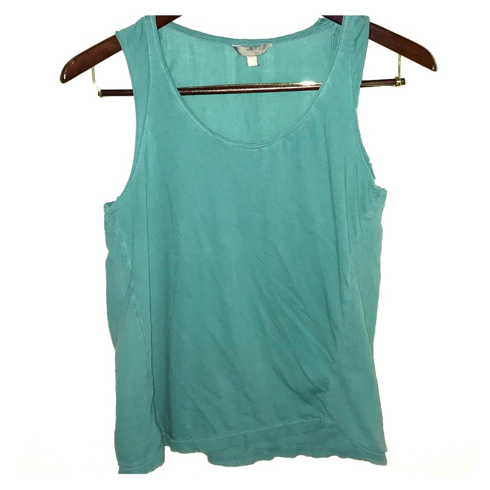Loose teal tank top.
