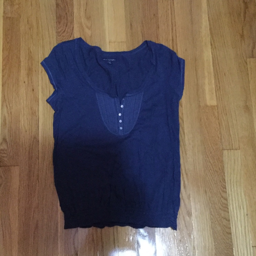 American eagle lightweight shirt
