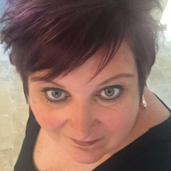 Meet your Posher, Shani - Picture 1 of 1