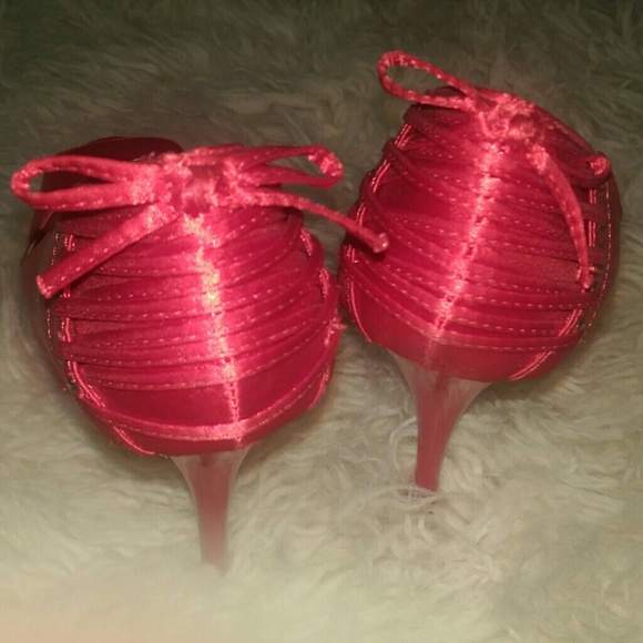 ✨Donated🌟 JustFab Red Corset Heels size 9 - Picture 2 of 3