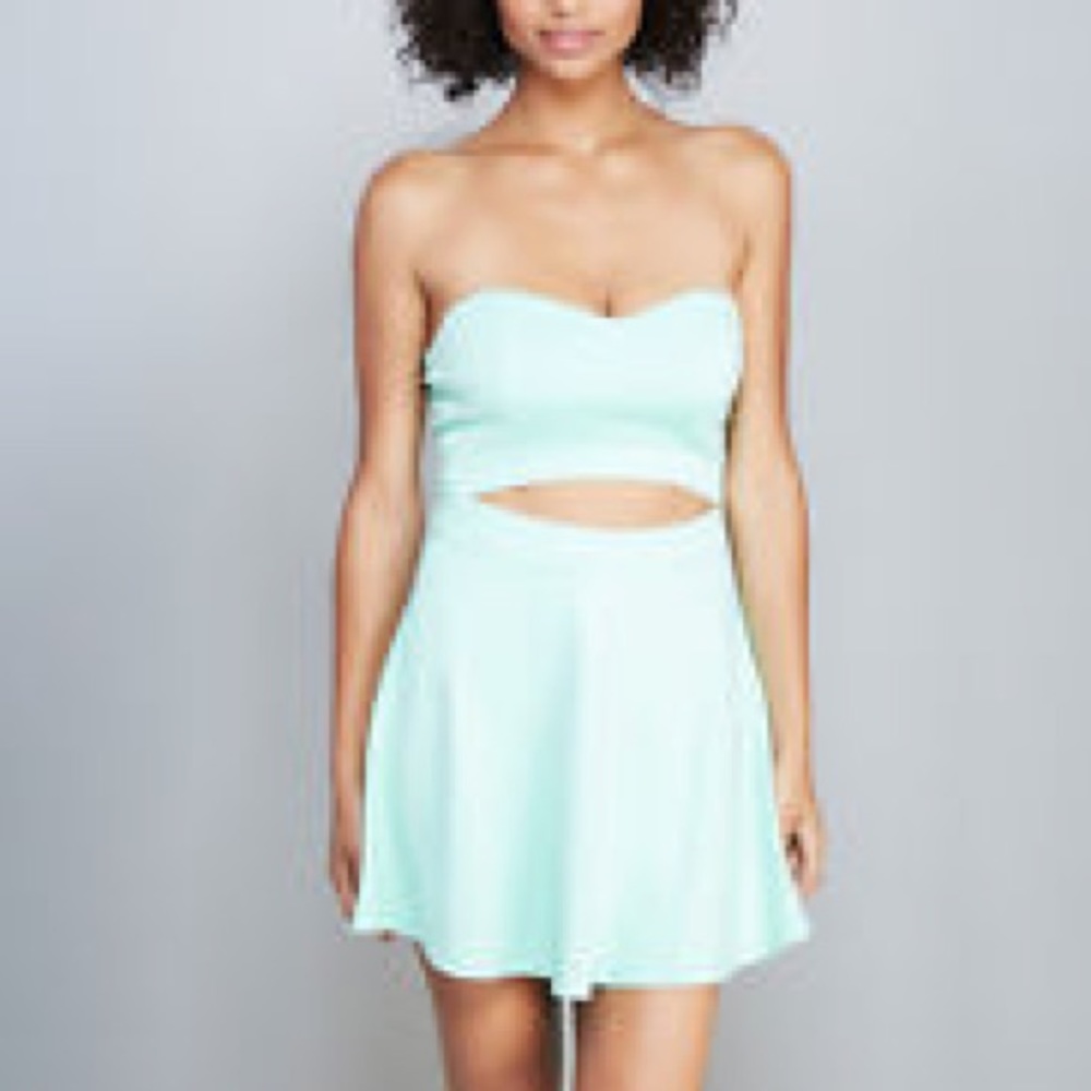 NWOT Wet Seal Dress - Picture 3 of 3