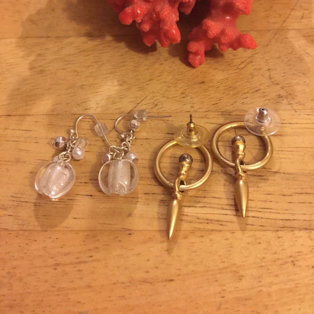 Earring bundle - Picture 2 of 2