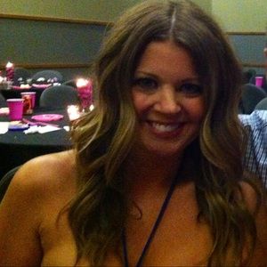 Meet your Posher, Angela