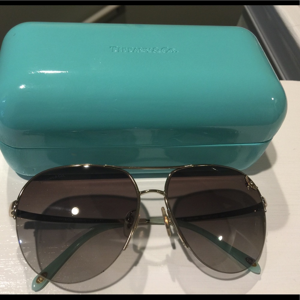 🌺🌺SOLD🌺🌺Tifffany & Co Aviator Sunglasses