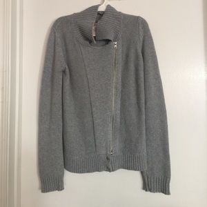 Fashionable Knit Sweater