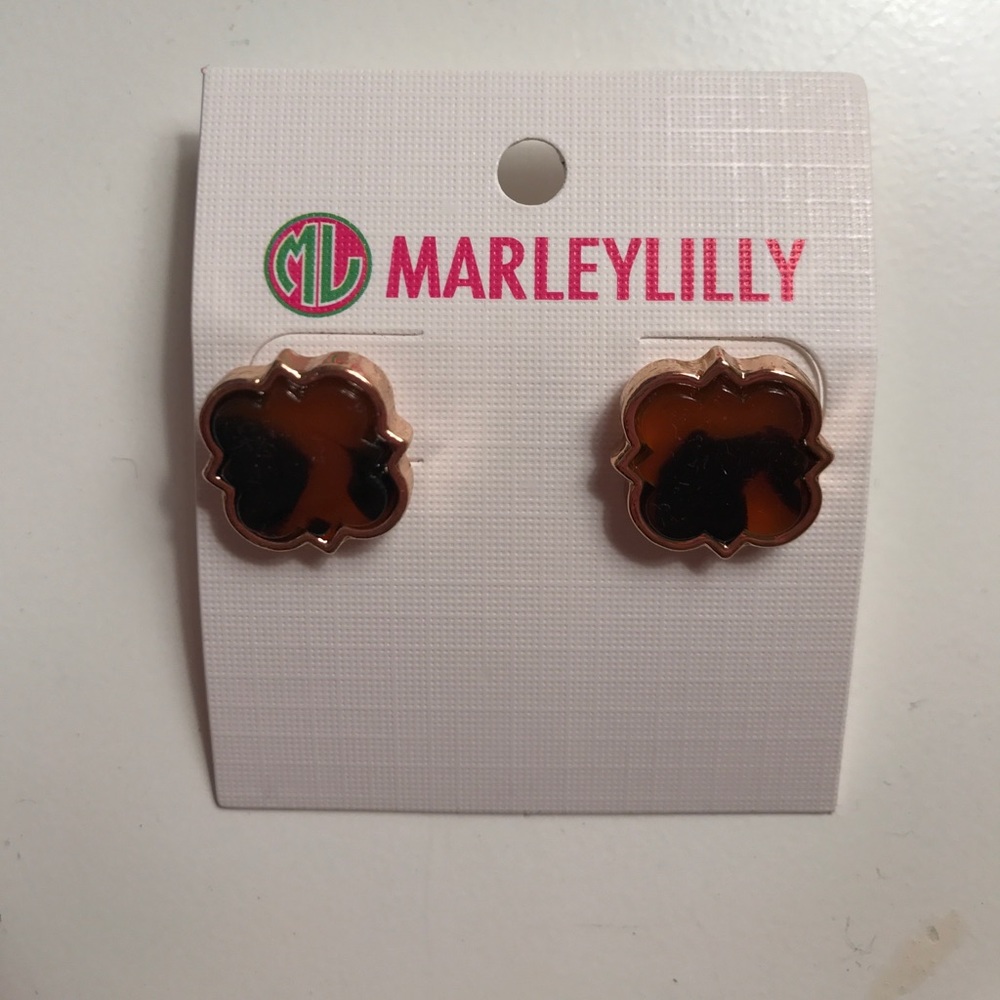 Quaterfoil earrings