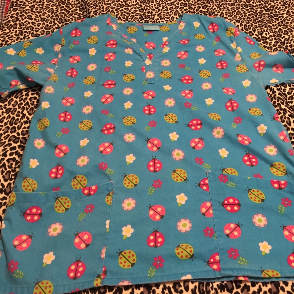 Scrub top