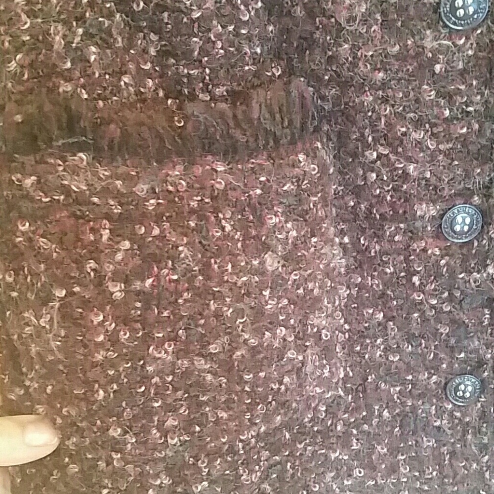 SOLD 🌟🌟HP🌟🌟Chanel Jacket - Picture 4 of 6