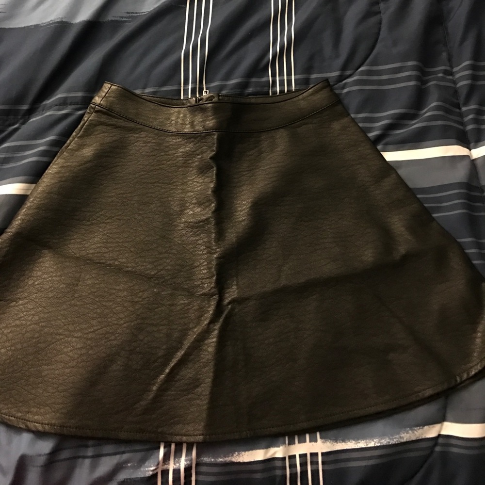 Leather skirt