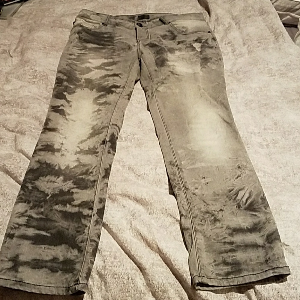 Grey Fearless Jeans