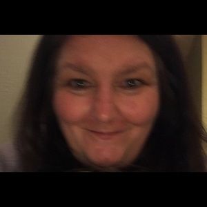 Meet your Posher, Lorrie