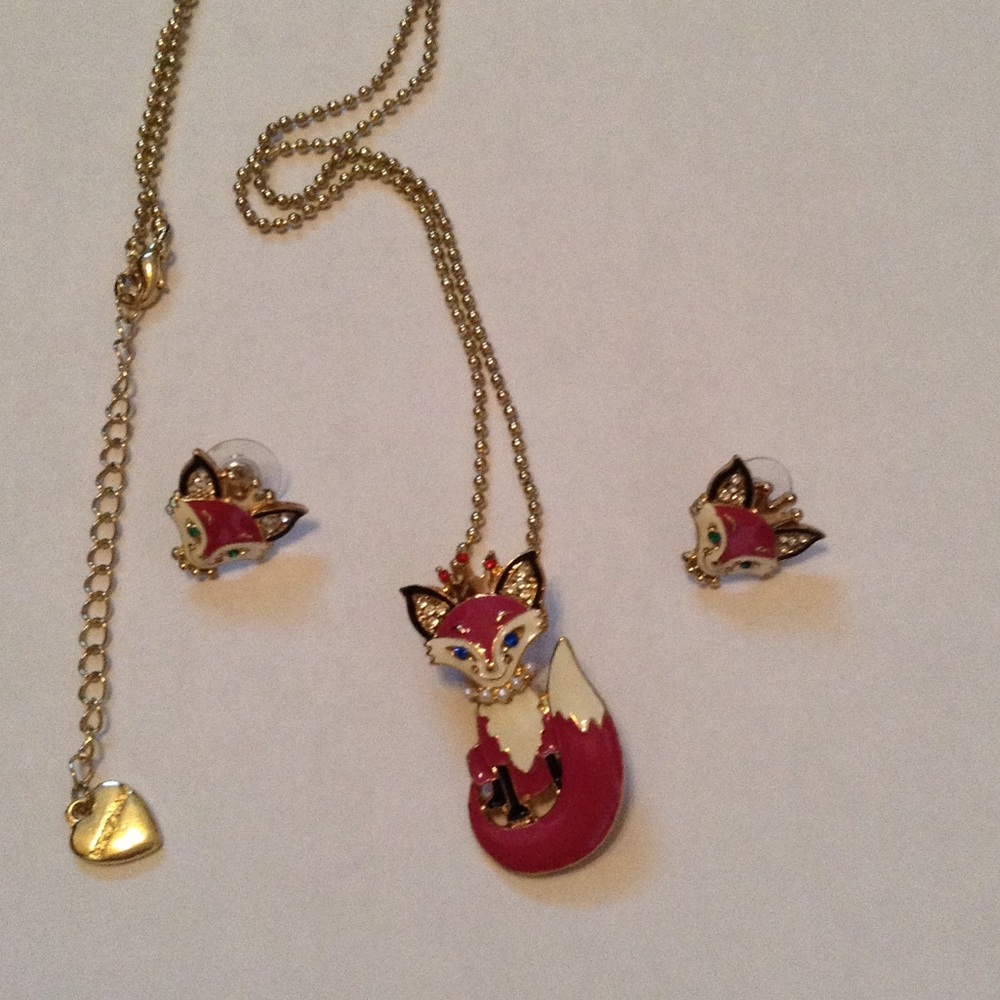 Betsey Johnson pink fox necklace and earring set