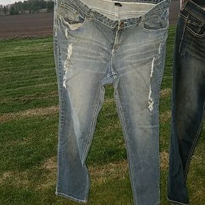 Amethyst skinny destructed jeans