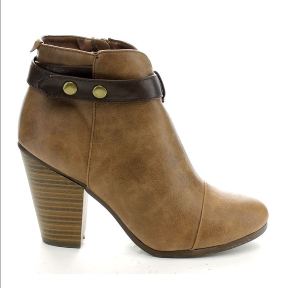 Belted Chunky Stacked Heel Ankle Bootie - Picture 1 of 5