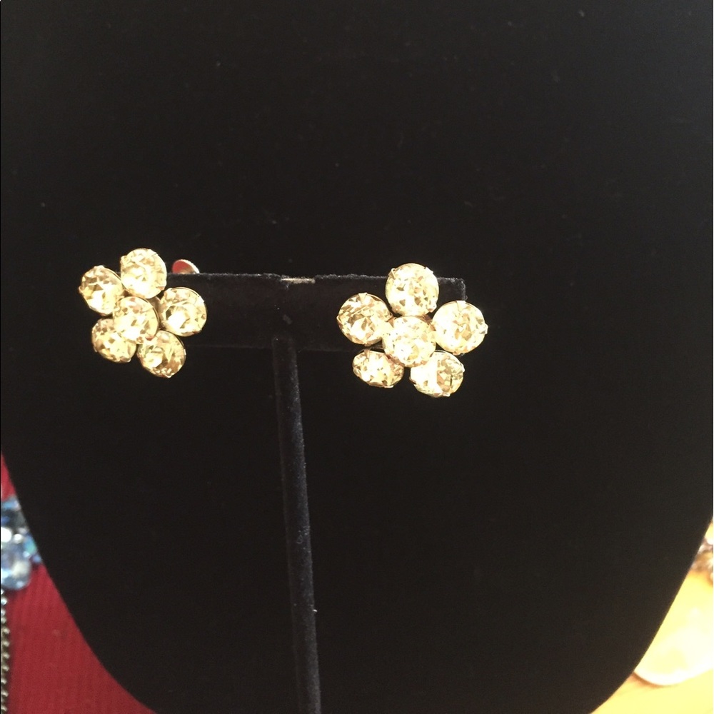 Yellow rhinestone vintage screw on earrings