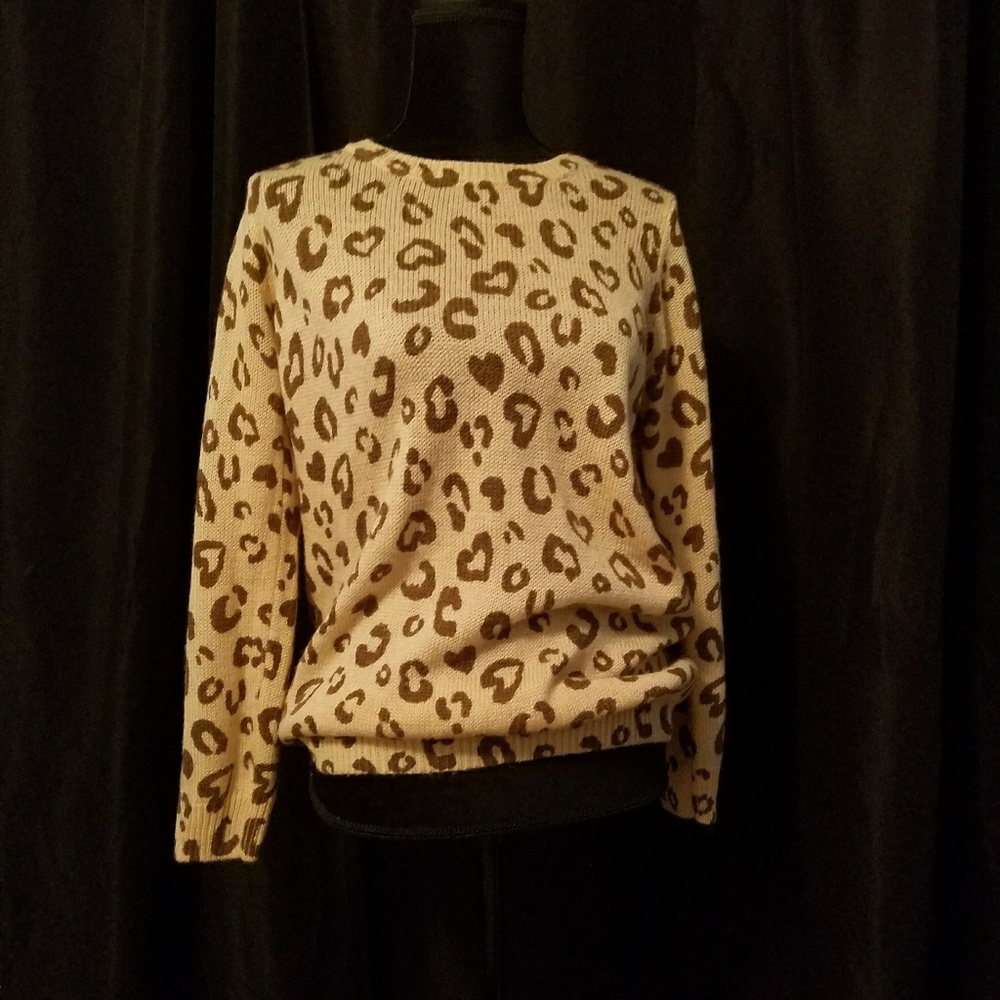 Cute cozy cheetah sweater