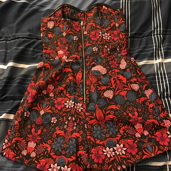 Romper - Picture 2 of 2