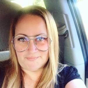 Meet your Posher, Marie