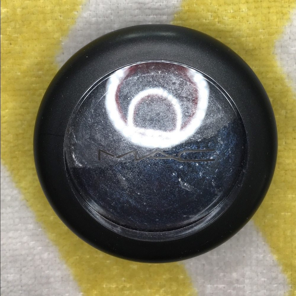 M•A•C Cosmetics Large Baked Duo Eyeshadow