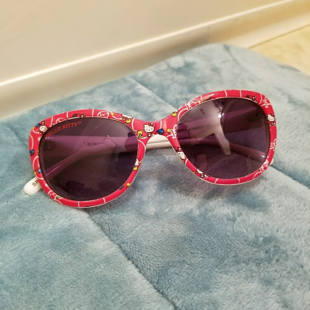 Hello Kitty Sunglasses