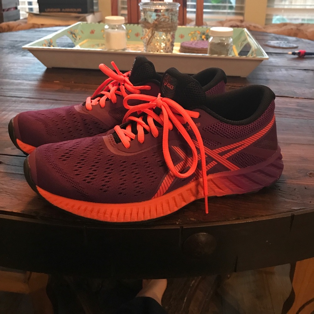 Brand new neon Asics!!