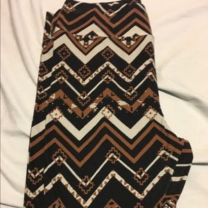 Lularoe leggings EUC