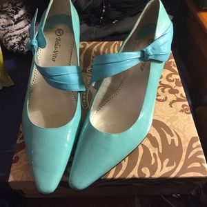 Low turquoise heels