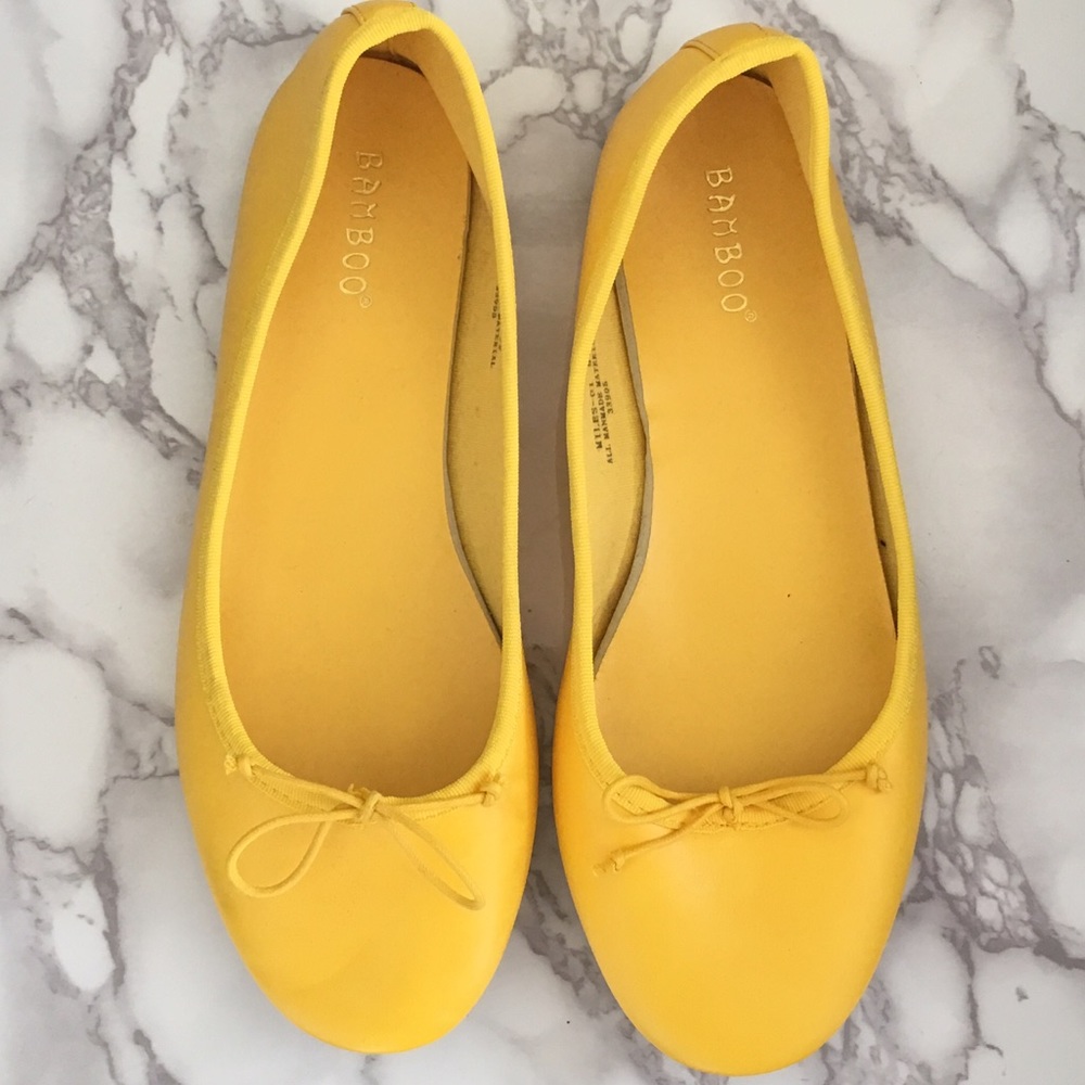 🌼Yellow Flats🌼