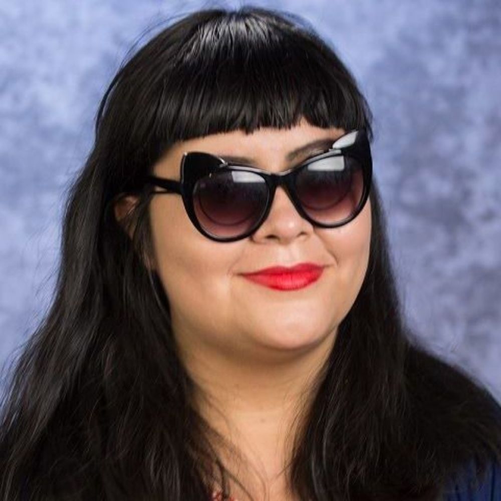 Meet your Posher, Ambar