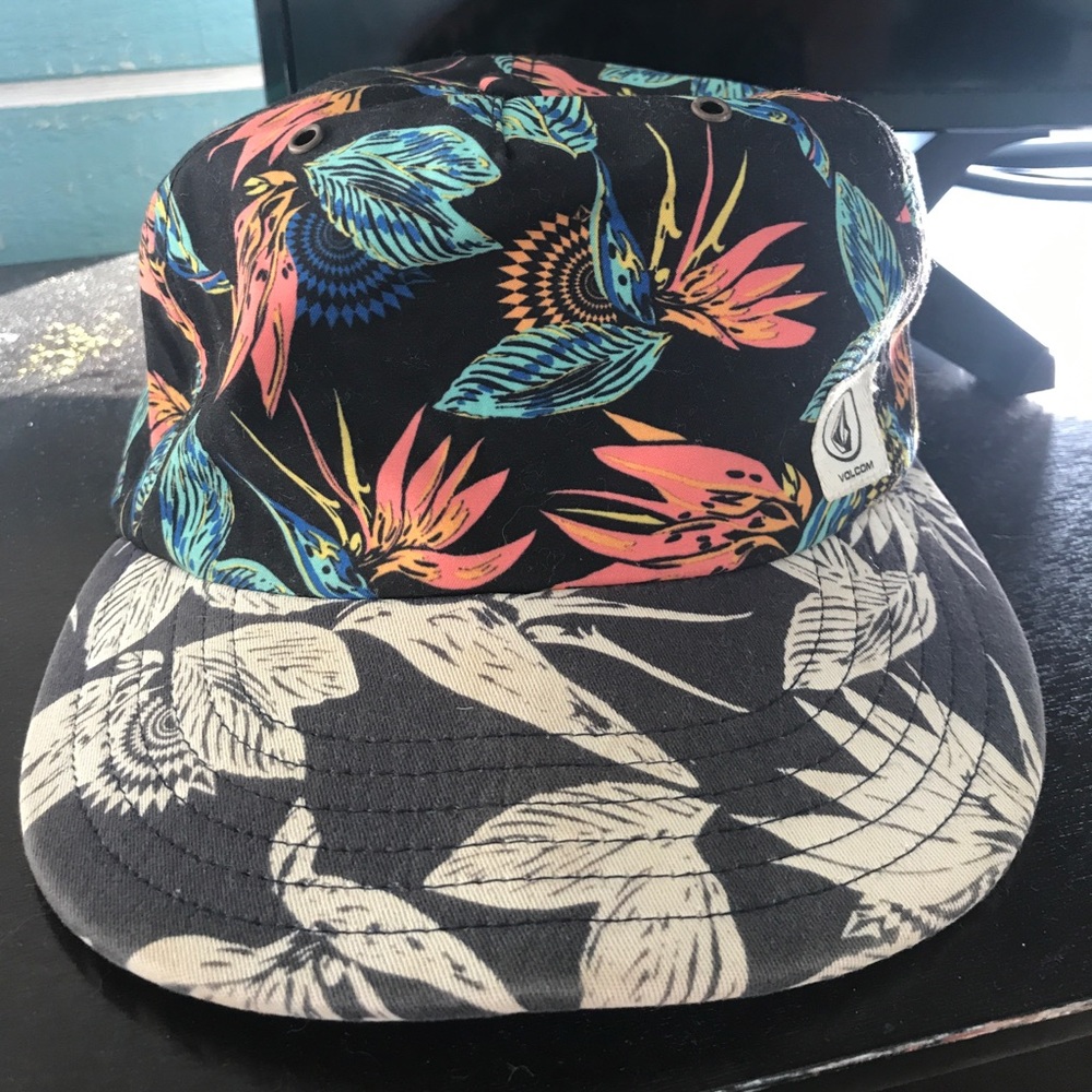 Volcom hat