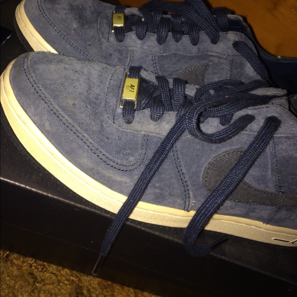 Air Force 1 low light GS