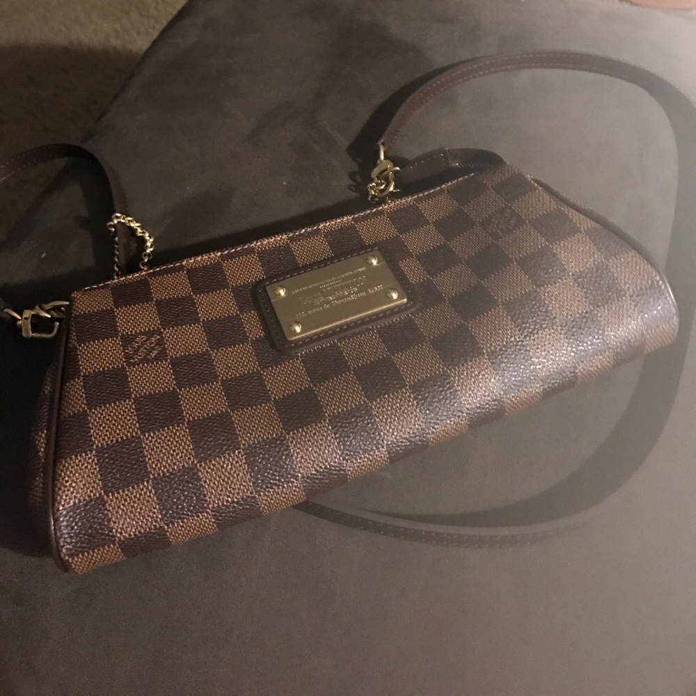 Authentic Louis Vuitton Crossbody