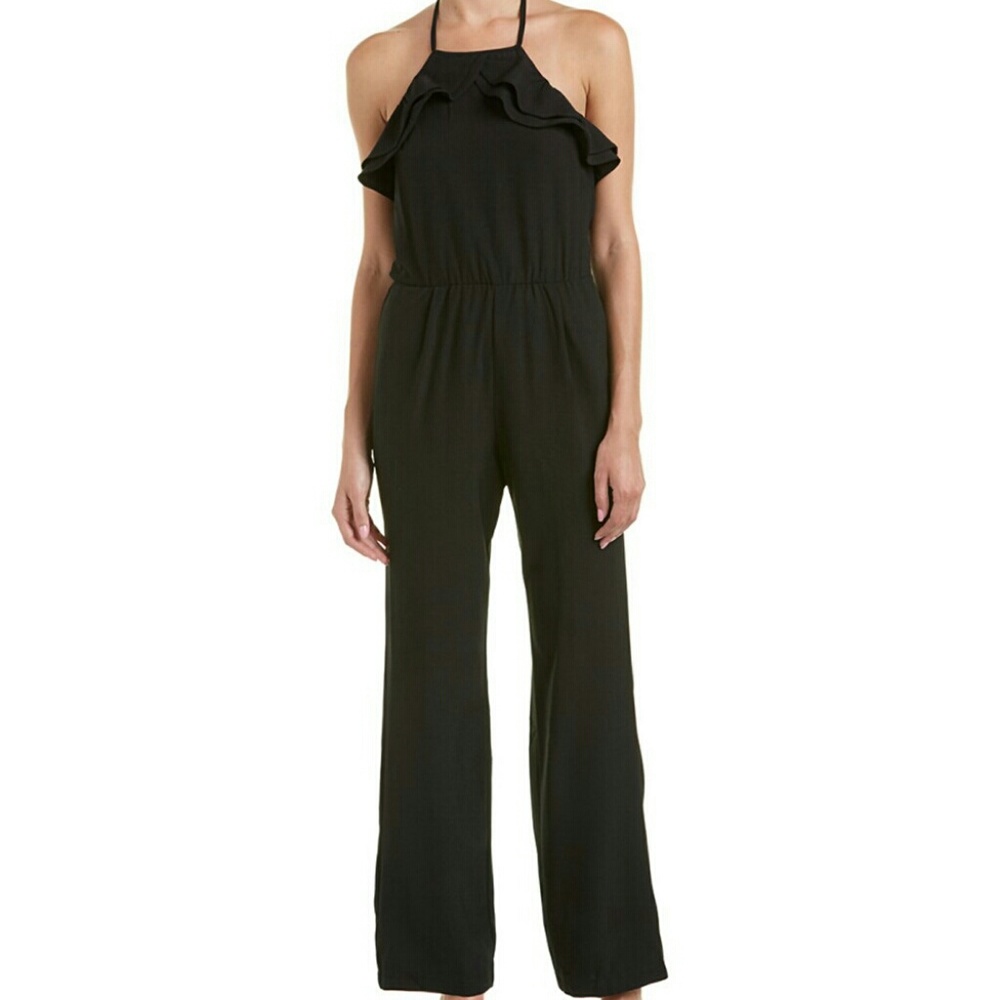 SALE ! 🎈Ruffle trim jumpsuit