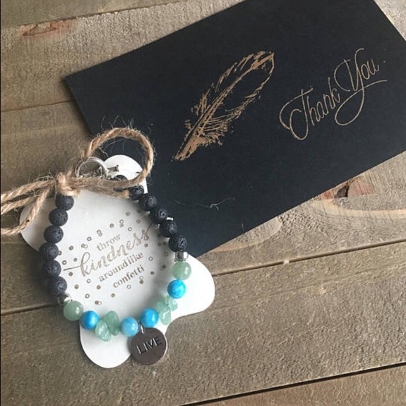 Essential Oils Diffuser Bracelet for Healing - Picture 4 of 4