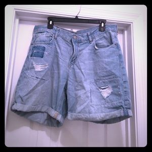 Old Navy Boyfriend shorts.