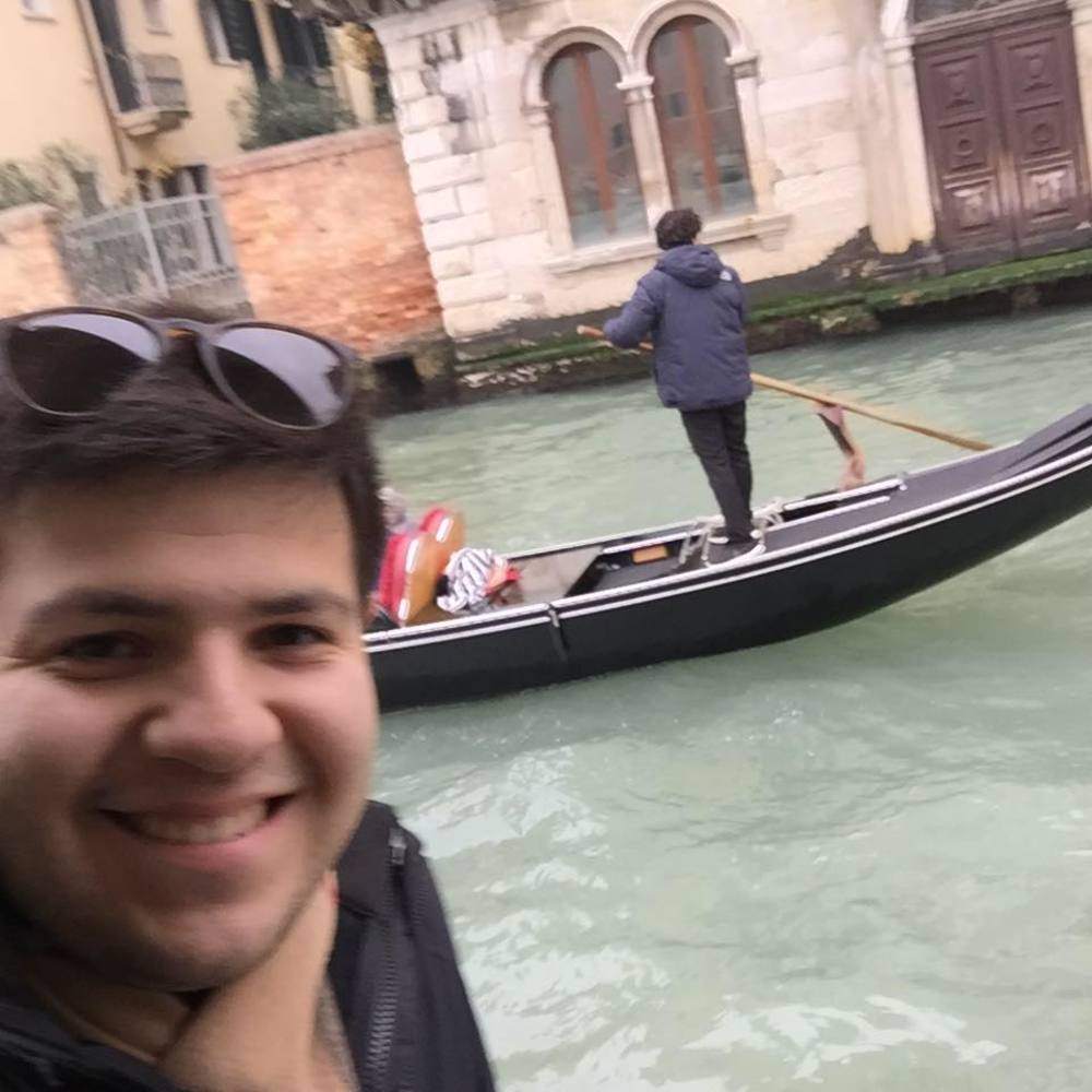 Meet your Posher, Mario