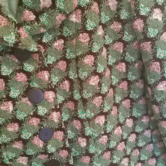 SOLD - Chanel Tweed Jacket - Picture 4 of 7