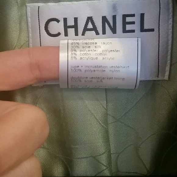 SOLD - Chanel Tweed Jacket - Picture 7 of 7