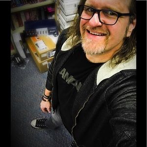 Meet your Posher, Chris