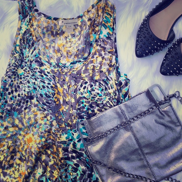 silky summer brushstroke top XS, S, M, 0, 2, 4 - Picture 2 of 6