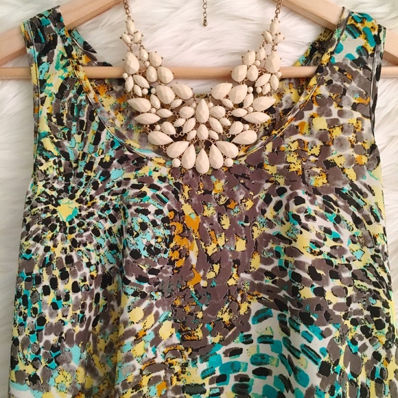 silky summer brushstroke top XS, S, M, 0, 2, 4 - Picture 4 of 6