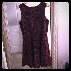 Leopard woven black and burgundy dress.