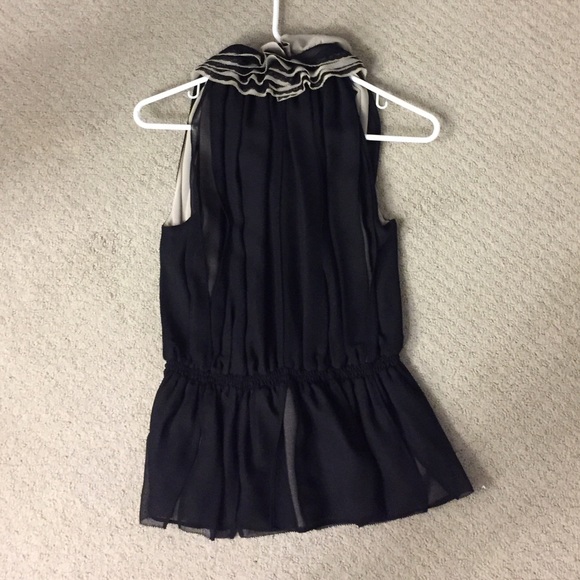 Target Women's Ruffle Top - Picture 2 of 4